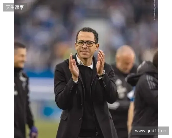 官方：罗塞尼尔出任切尔西主帅，签约至2032年