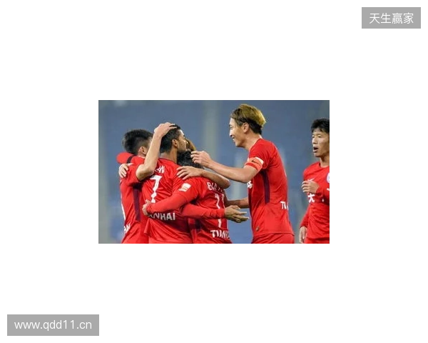 中超-深圳5-2十人三镇 韦斯利、本科维奇分别双响戴伟浚送助攻